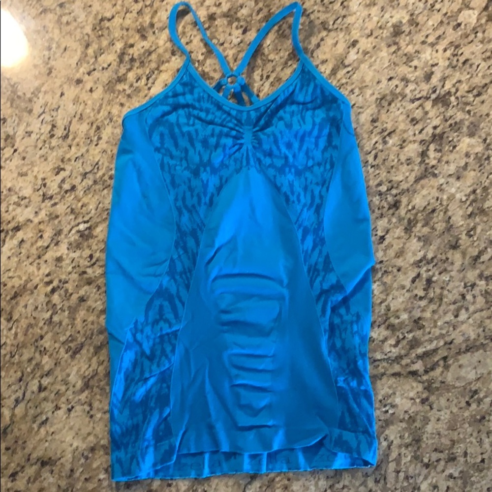 Athletic top